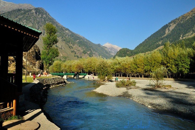 Famous Kashmir holiday tour packages with great offers by NTHolidays Madurai